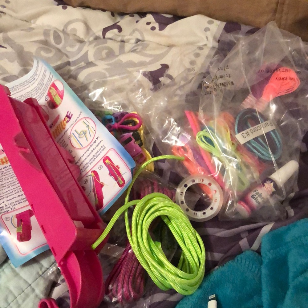 Paracord Loom Kit - Picture 2 of 2